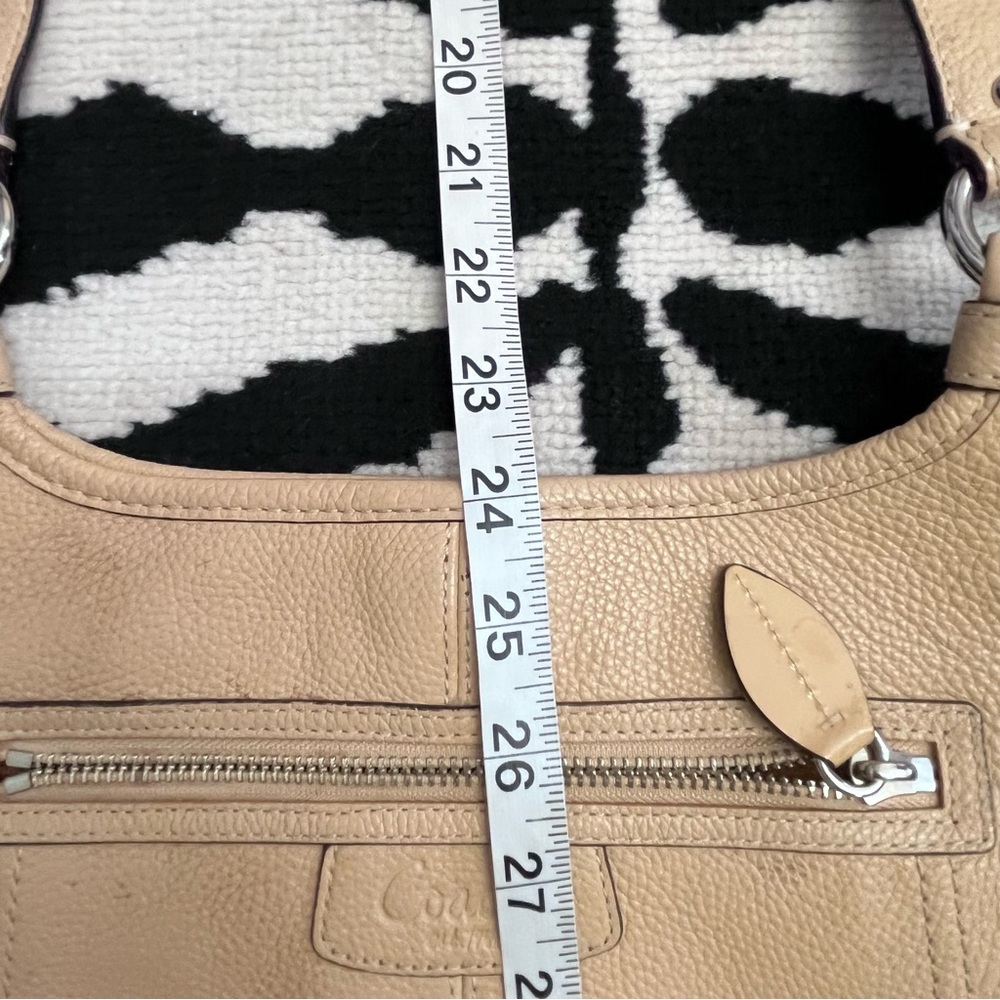 COACH Penelope Hippie Leather Cross-body Bag F14679 - Picture 10 of 12